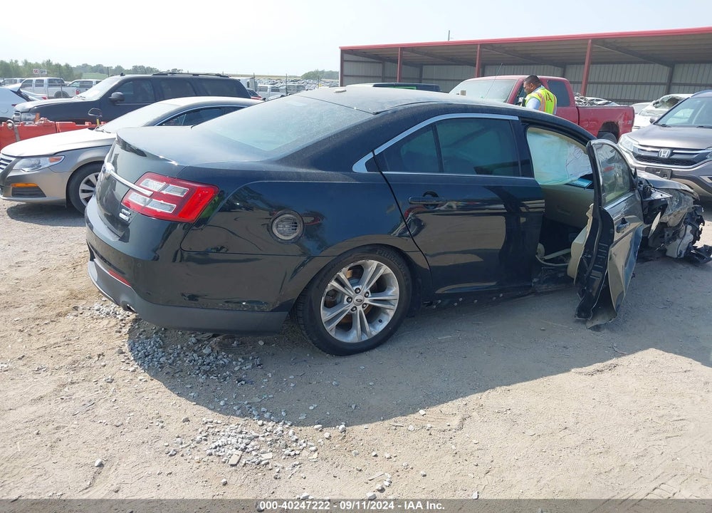 2015 FORD TAURUS SEL VIN: 1FAHP2H81FG132386