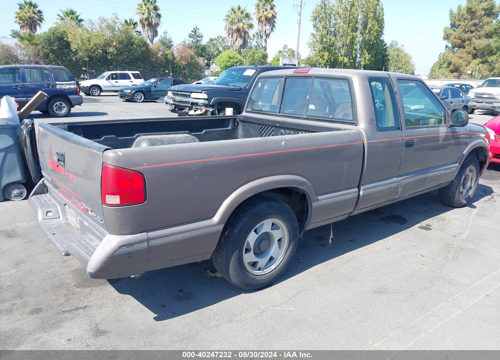 1997 GMC SONOMA SLS WIDESIDE VIN: 1GTCS19X6V8528602