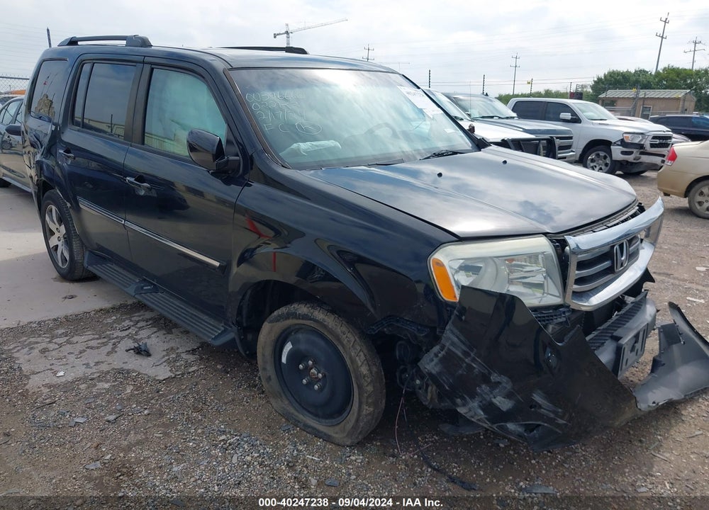 2015 HONDA PILOT TOURING VIN: 5FNYF4H96FB022123