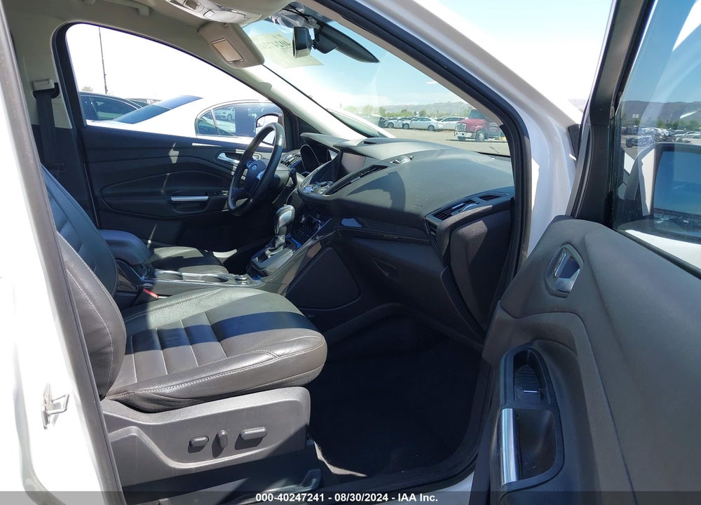 2015 FORD ESCAPE TITANIUM VIN: 1FMCU0J92FUB41020