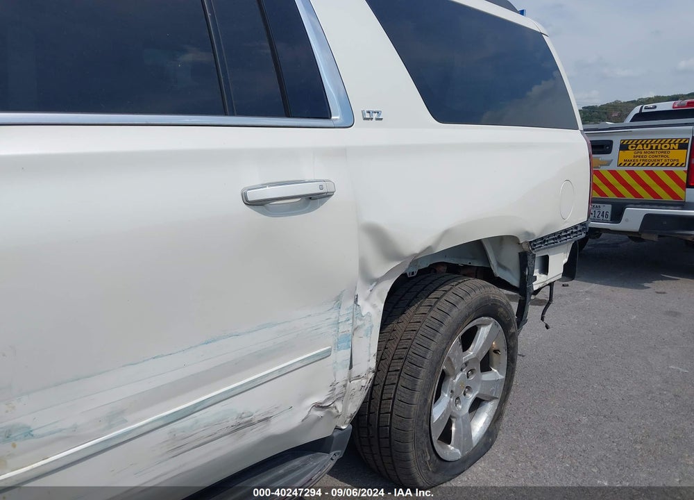 2015 CHEVROLET SUBURBAN 1500 LTZ VIN: 1GNSKKKC6FR624788