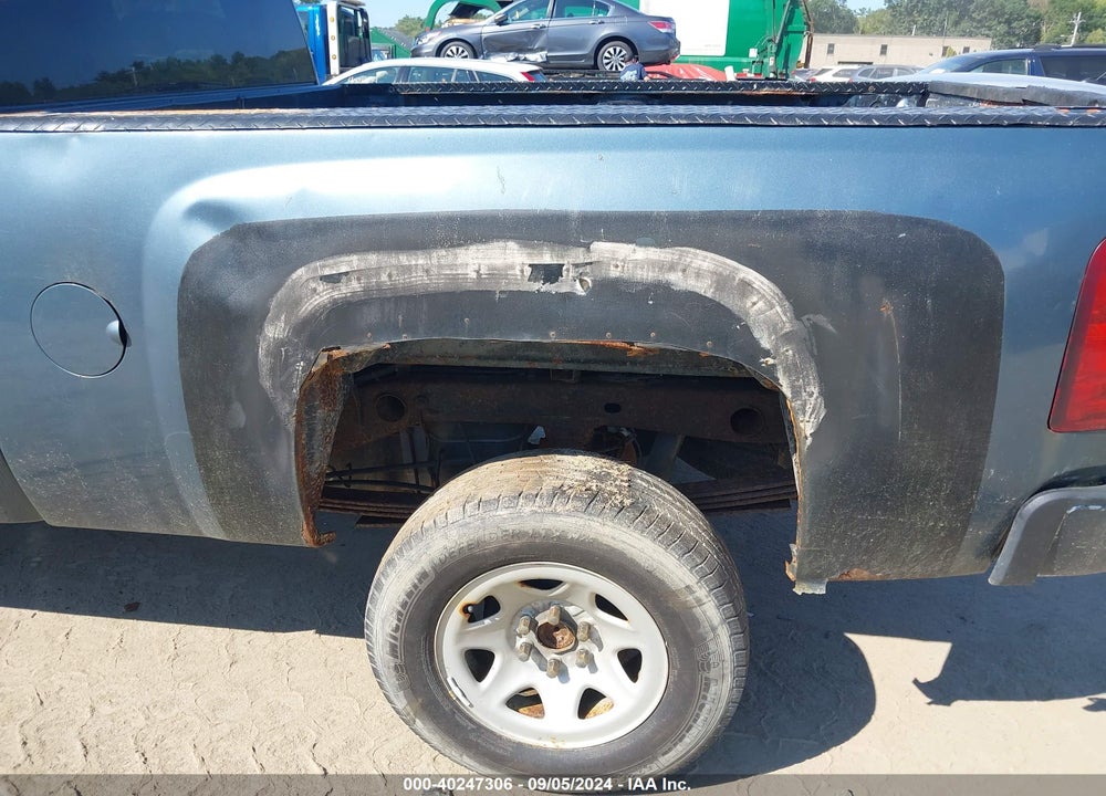 2011 CHEVROLET SILVERADO 1500 VIN: 1GCRKREA7BZ296348