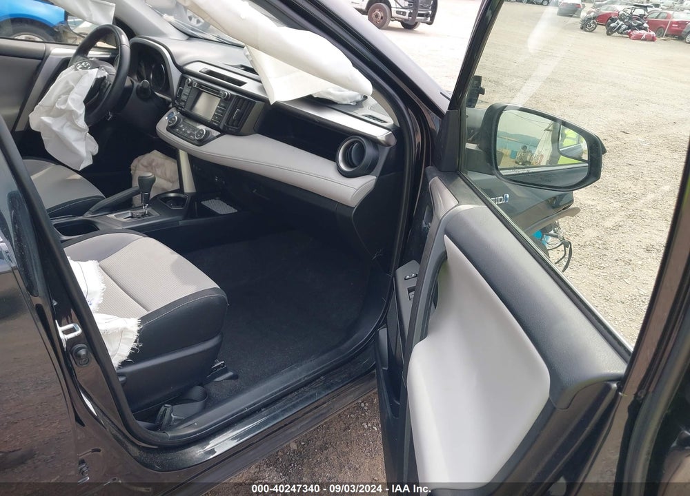 2016 TOYOTA RAV4 HYBRID XLE VIN: JTMRJREV6GD029759
