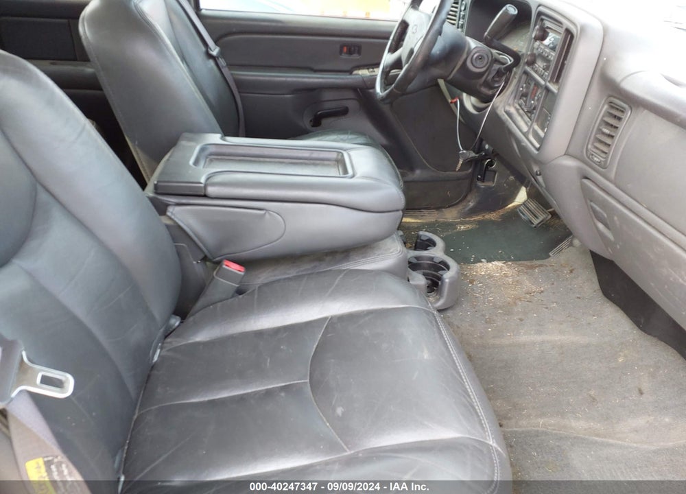 2004 CHEVROLET SILVERADO 1500 LS VIN: 1GCEK19T34E305312
