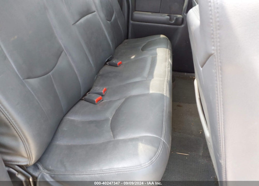 2004 CHEVROLET SILVERADO 1500 LS VIN: 1GCEK19T34E305312