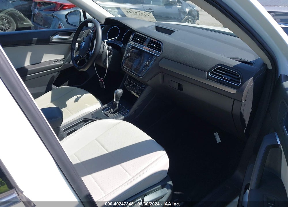 2019 VOLKSWAGEN TIGUAN 2.0T SE/2.0T SEL/2.0T SEL R-LINE/2.0T SEL R-LINE BLACK VIN: 3VV3B7AX2KM041789