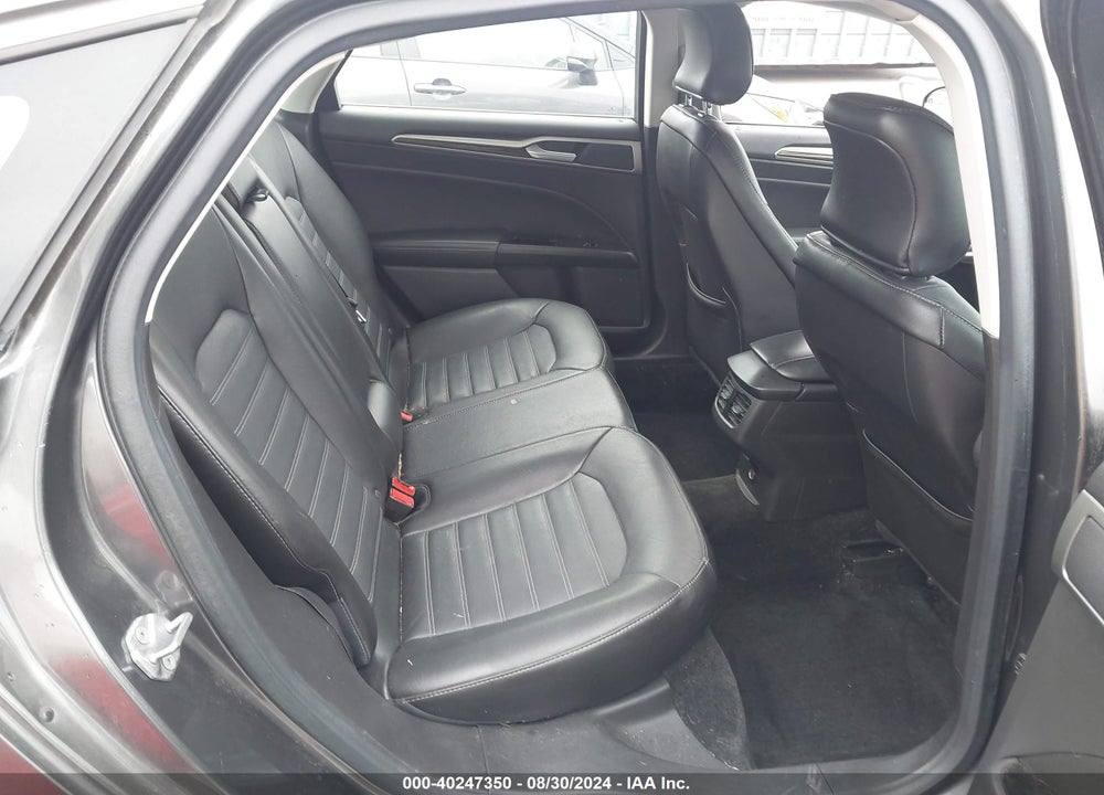 2016 FORD FUSION SE VIN: 3FA6P0HD1GR158831