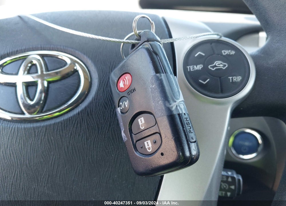 2014 TOYOTA PRIUS PLUG-IN VIN: JTDKN3DP5E3057061