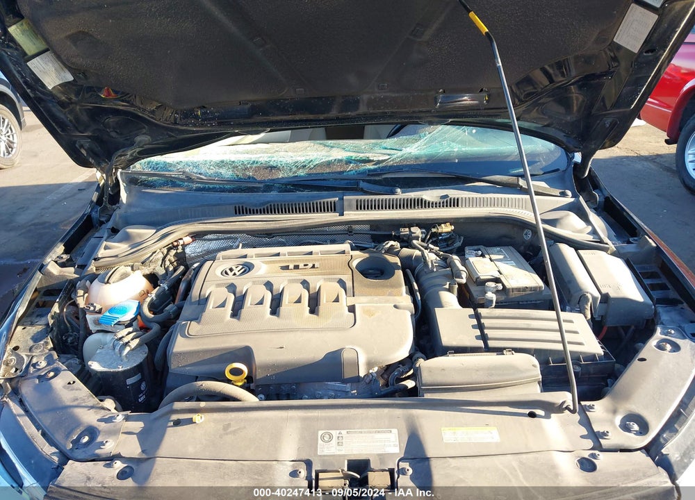 2015 VOLKSWAGEN JETTA 2.0L TDI S/2.0L TDI SE/2.0L TDI SEL VIN: 3VW3A7AJ3FM302184