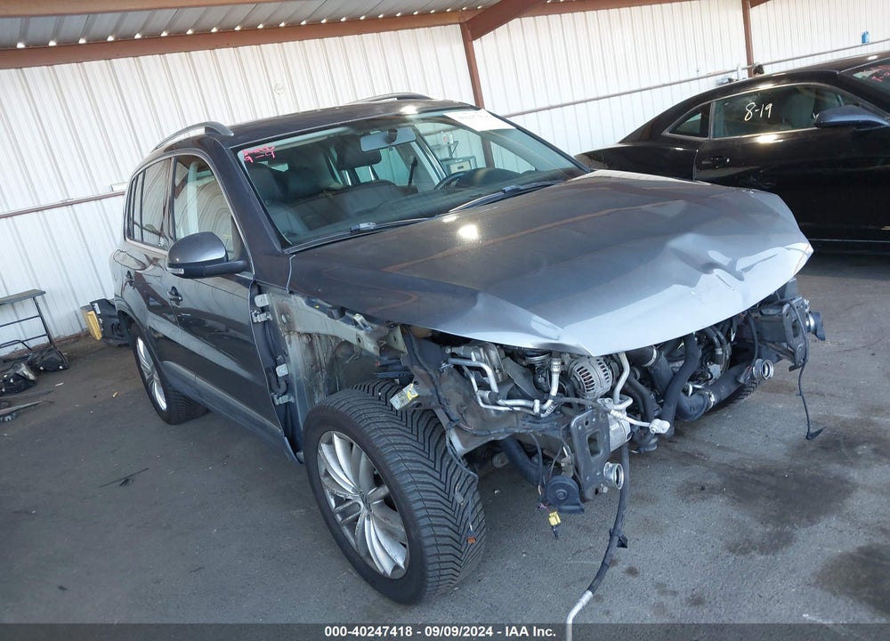 2015 VOLKSWAGEN TIGUAN SEL VIN: WVGBV7AX4FW506401