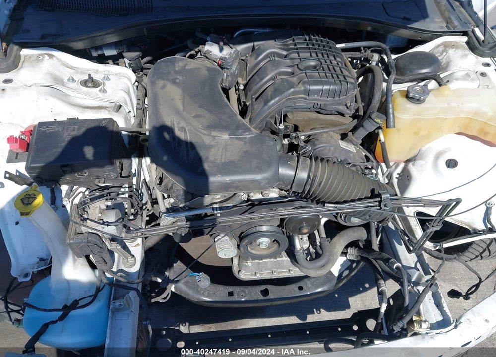 2019 DODGE CHARGER SXT RWD VIN: 2C3CDXBG1KH615700