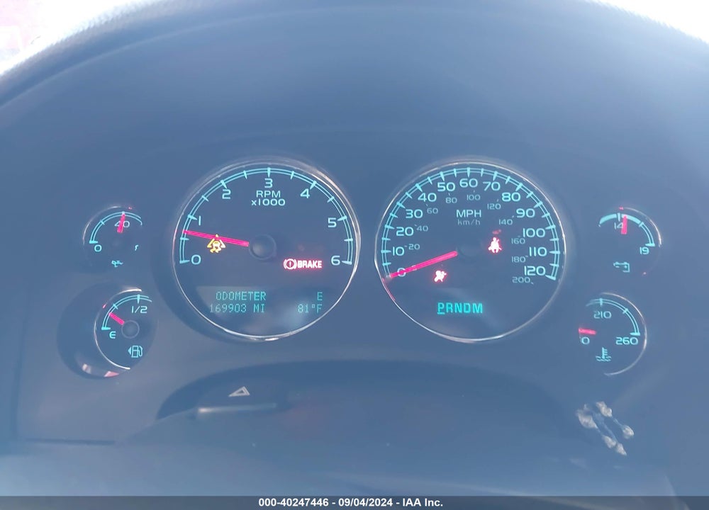 2011 CHEVROLET AVALANCHE 1500 LS VIN: 3GNTKEE31BG274871