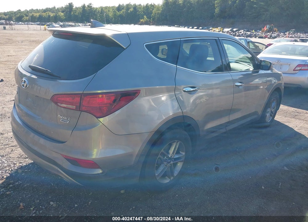 2017 HYUNDAI SANTA FE SPORT 2.4L VIN: 5XYZTDLBXHG411611