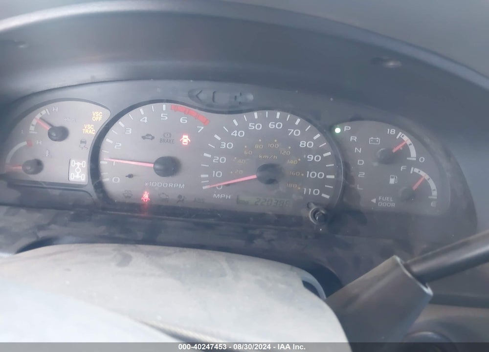 2002 TOYOTA SEQUOIA SR5 V8 VIN: 5TDBT44A32S083594