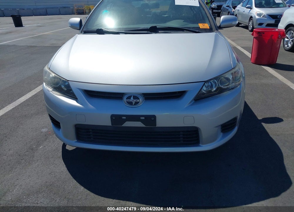 2011 SCION TC VIN: JTKJF5C78B3004218