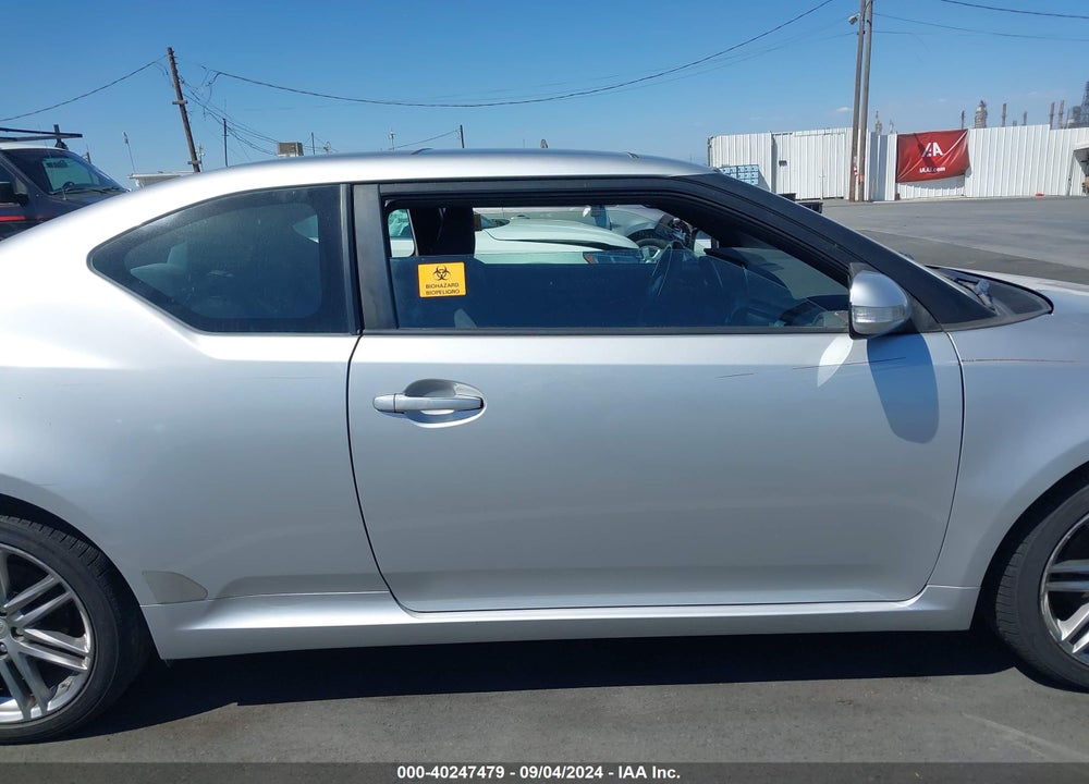2011 SCION TC VIN: JTKJF5C78B3004218