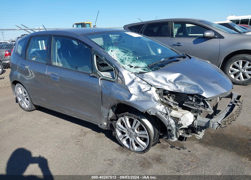 2010 HONDA FIT SPORT VIN: JHMGE8H46AC028132