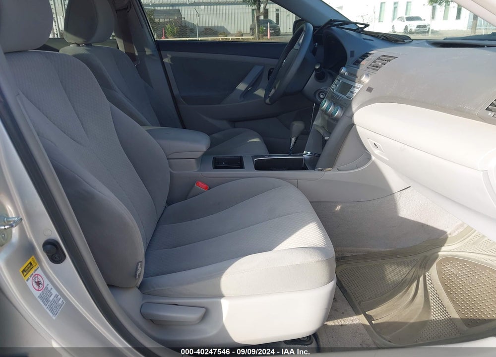 2008 TOYOTA CAMRY LE VIN: 4T4BE46K78R042133
