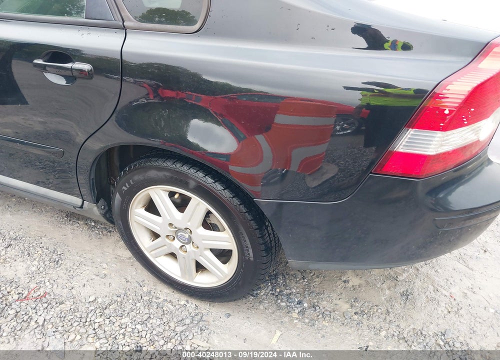 2007 VOLVO S40 2.4I VIN: YV1MS382072311634