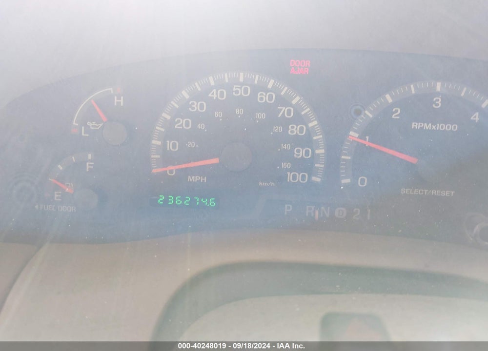 2002 FORD EXPEDITION EDDIE BAUER VIN: 1FMRU17W32LA86266