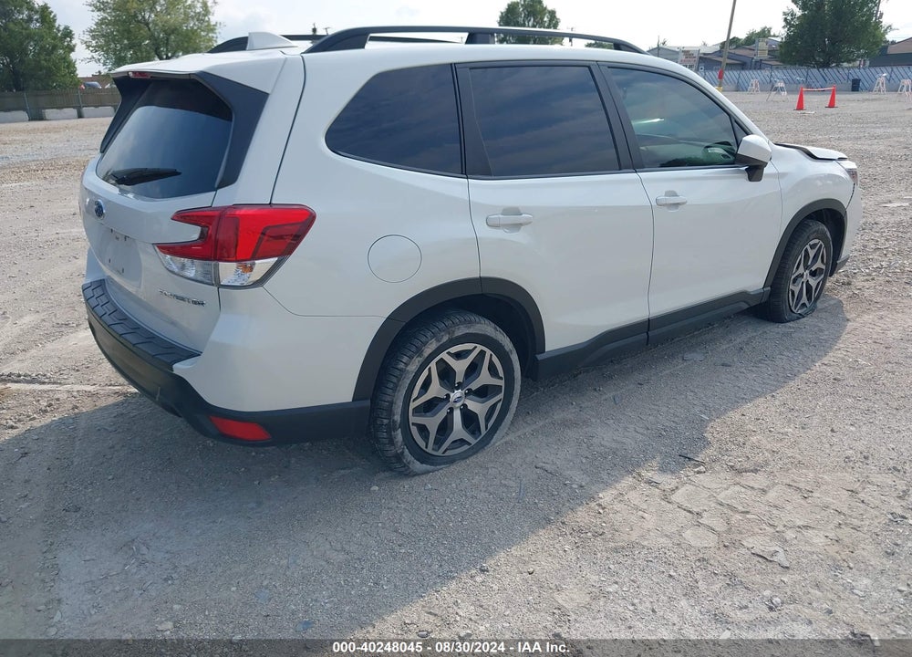 2020 SUBARU FORESTER PREMIUM VIN: JF2SKAJC7LH418077