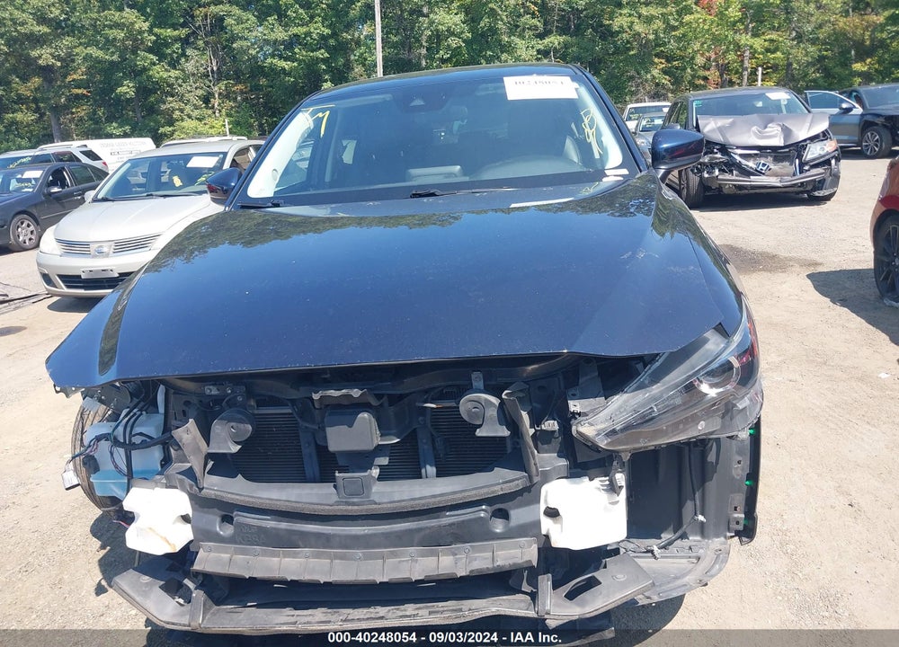2018 MAZDA CX-5 TOURING VIN: JM3KFBCM4J0466170