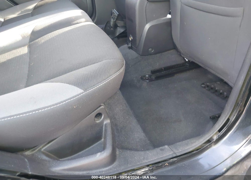 2014 FORD FOCUS VIN: 1FADP3K21EL322316