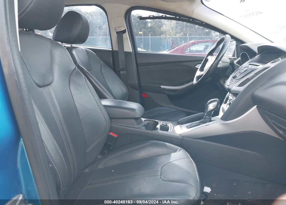 2014 FORD FOCUS SE VIN: 1FADP3F28EL182873