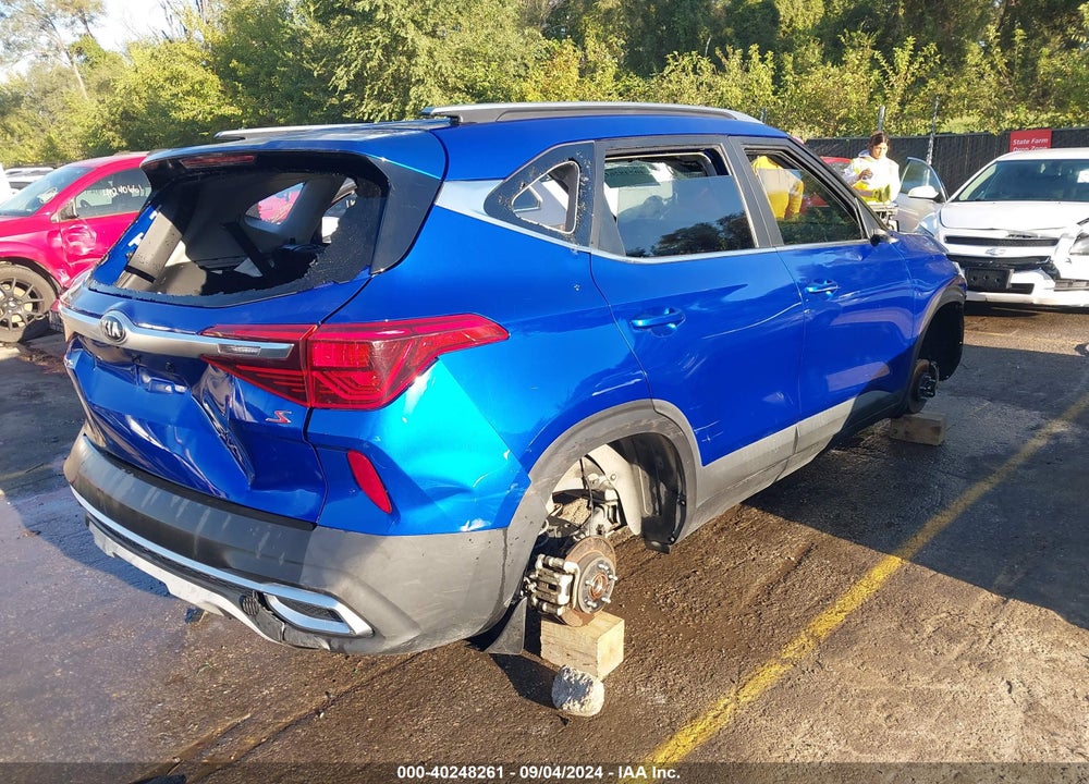 2021 KIA SELTOS S VIN: KNDEU2AA3M7172176