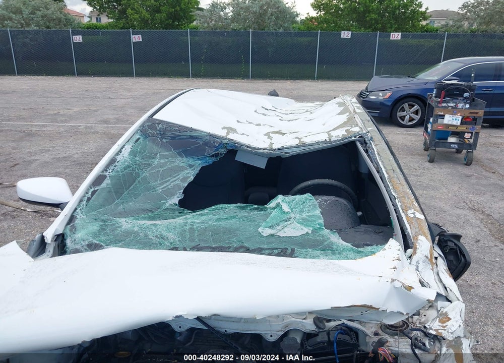 2016 HYUNDAI ELANTRA SE VIN: 5NPDH4AE9GH753468