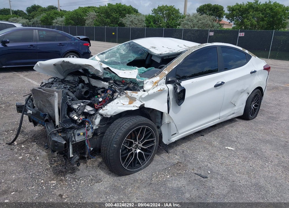 2016 HYUNDAI ELANTRA SE VIN: 5NPDH4AE9GH753468