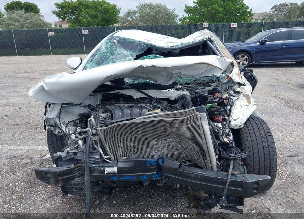 2016 HYUNDAI ELANTRA SE VIN: 5NPDH4AE9GH753468