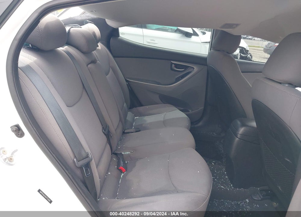 2016 HYUNDAI ELANTRA SE VIN: 5NPDH4AE9GH753468