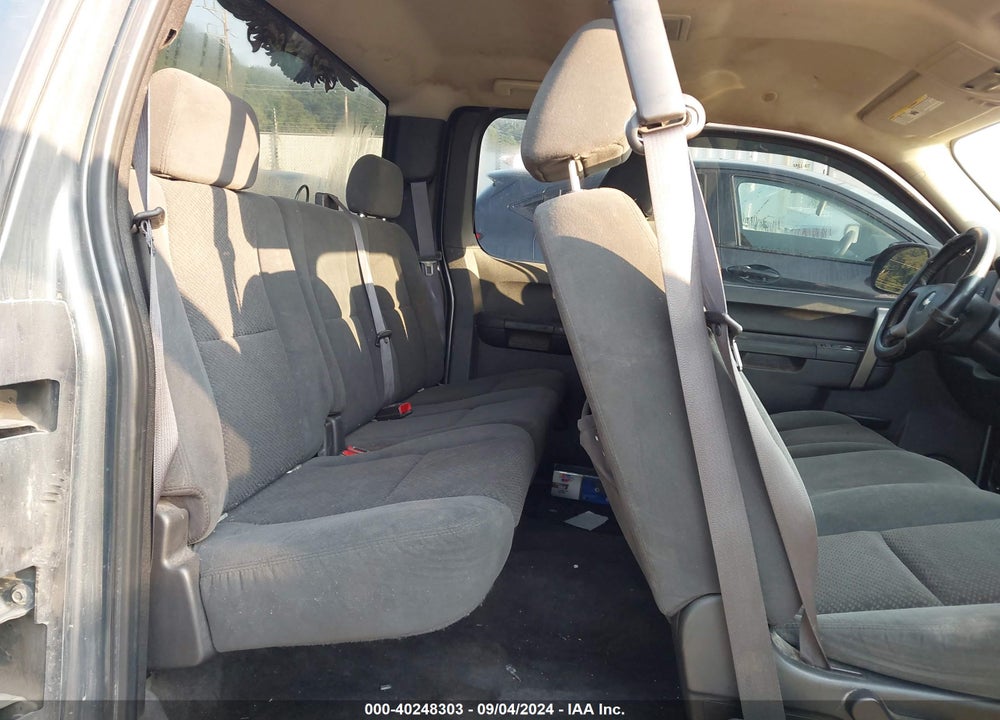2011 CHEVROLET SILVERADO 1500 LT VIN: 1GCRKSE30BZ230071