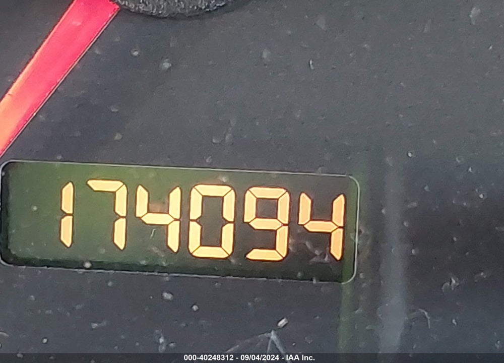 2005 CHEVROLET EQUINOX LT VIN: 2CNDL73F756124293