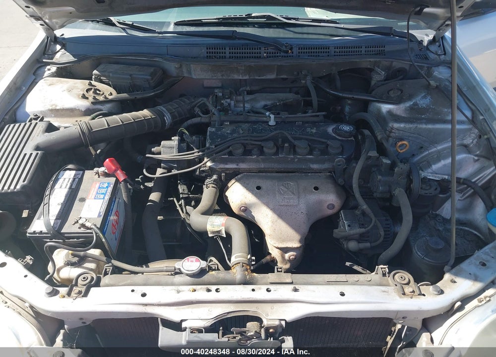 1998 HONDA ACCORD DX VIN: 1HGCF8542WA165882