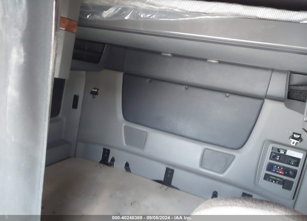 2020 INTERNATIONAL LT VIN: 3HSDZAPR5LN763944