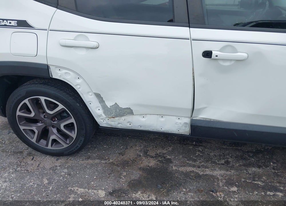 2015 JEEP RENEGADE LATITUDE VIN: ZACCJABT1FPC17468