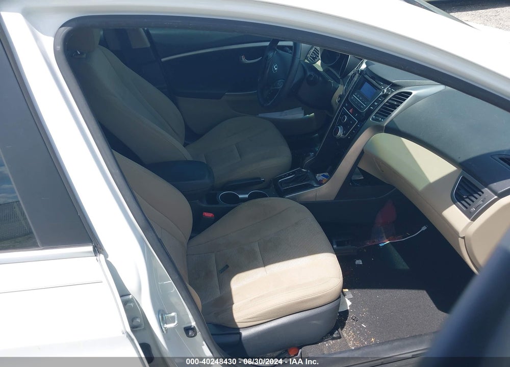 2016 HYUNDAI ELANTRA GT VIN: KMHD35LH1GU307392