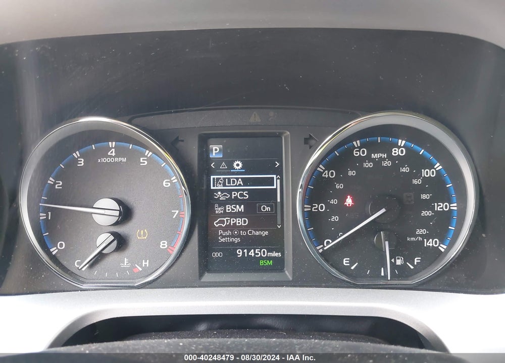2018 TOYOTA RAV4 LIMITED VIN: JTMYFREV2JJ157065