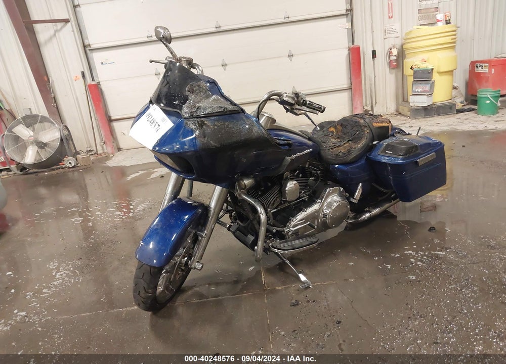 2015 HARLEY-DAVIDSON FLTRXS ROAD GLIDE SPECIAL VIN: 1HD1KTM13FB618069