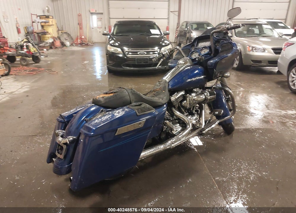 2015 HARLEY-DAVIDSON FLTRXS ROAD GLIDE SPECIAL VIN: 1HD1KTM13FB618069