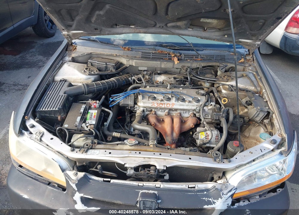 1999 HONDA ACCORD LX VIN: JHMCG554XXC014240