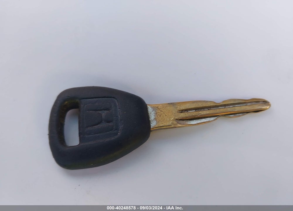 1999 HONDA ACCORD LX VIN: JHMCG554XXC014240