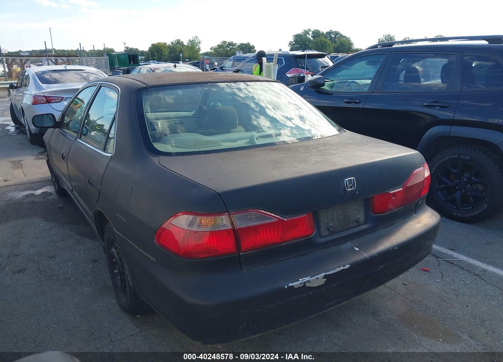 1999 HONDA ACCORD LX VIN: JHMCG554XXC014240
