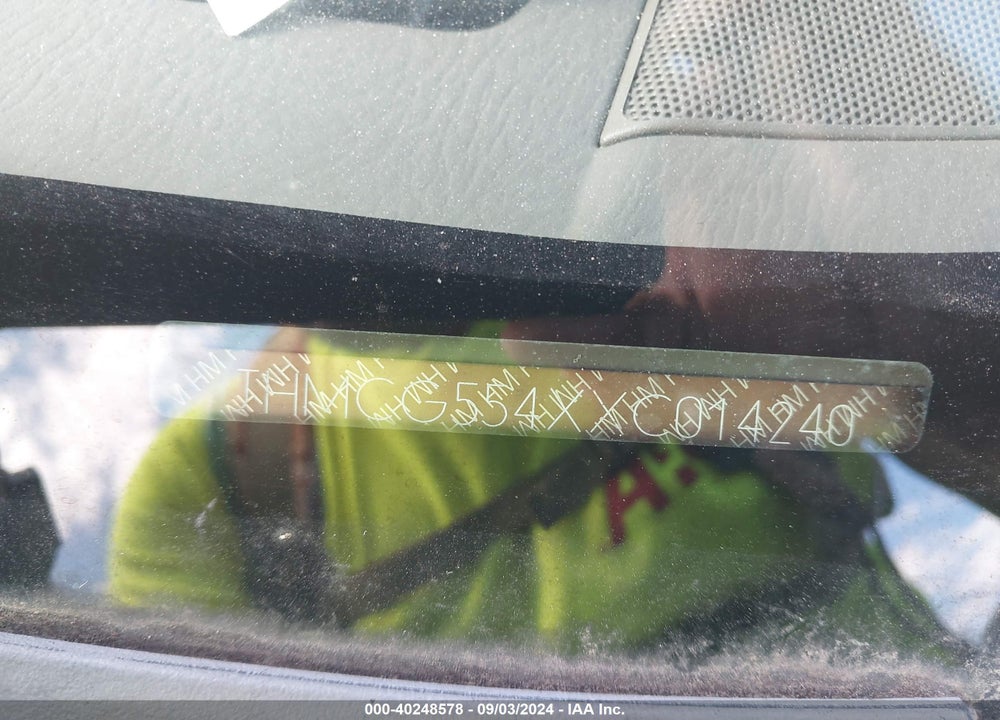 1999 HONDA ACCORD LX VIN: JHMCG554XXC014240