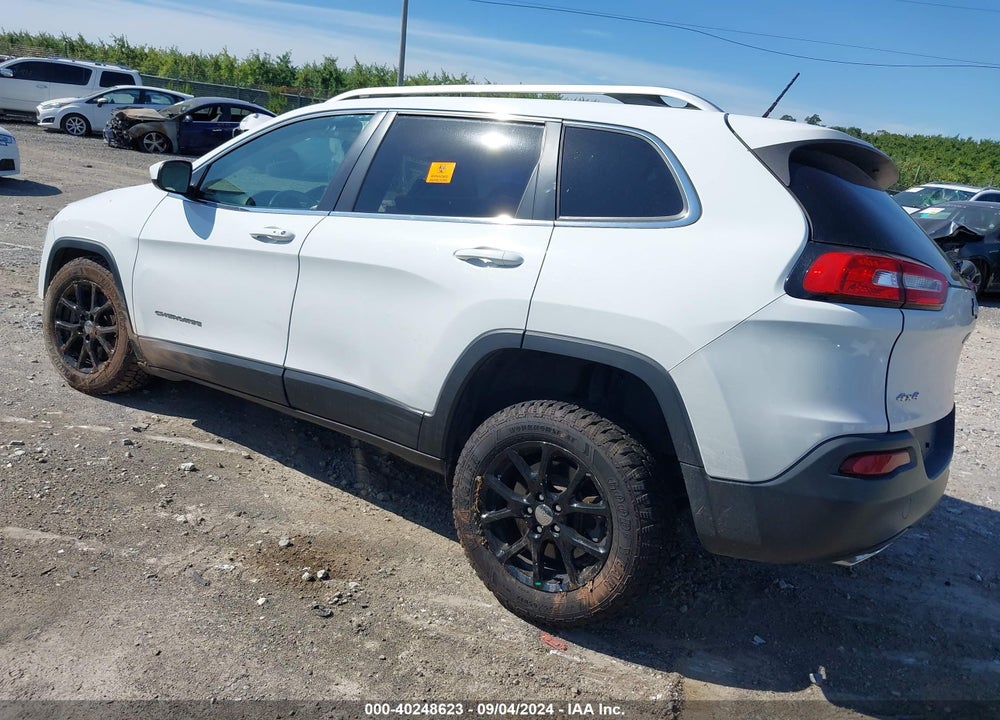 2015 JEEP CHEROKEE LATITUDE VIN: 1C4PJMCS3FW749977