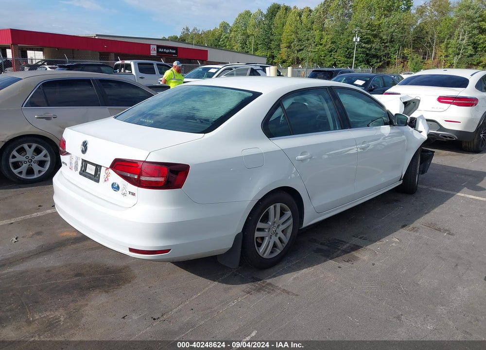 2017 VOLKSWAGEN JETTA 1.4T S VIN: 3VW2B7AJ8HM375689
