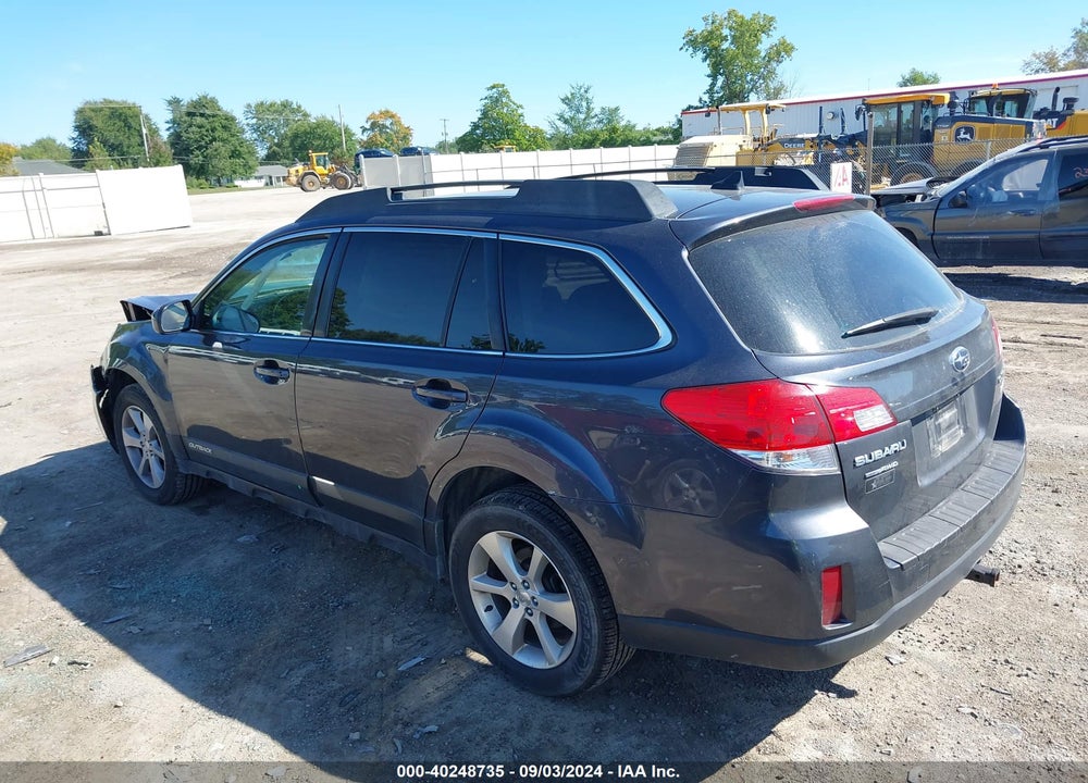 2013 SUBARU OUTBACK 2.5I LIMITED VIN: 4S4BRBLC4D3295622