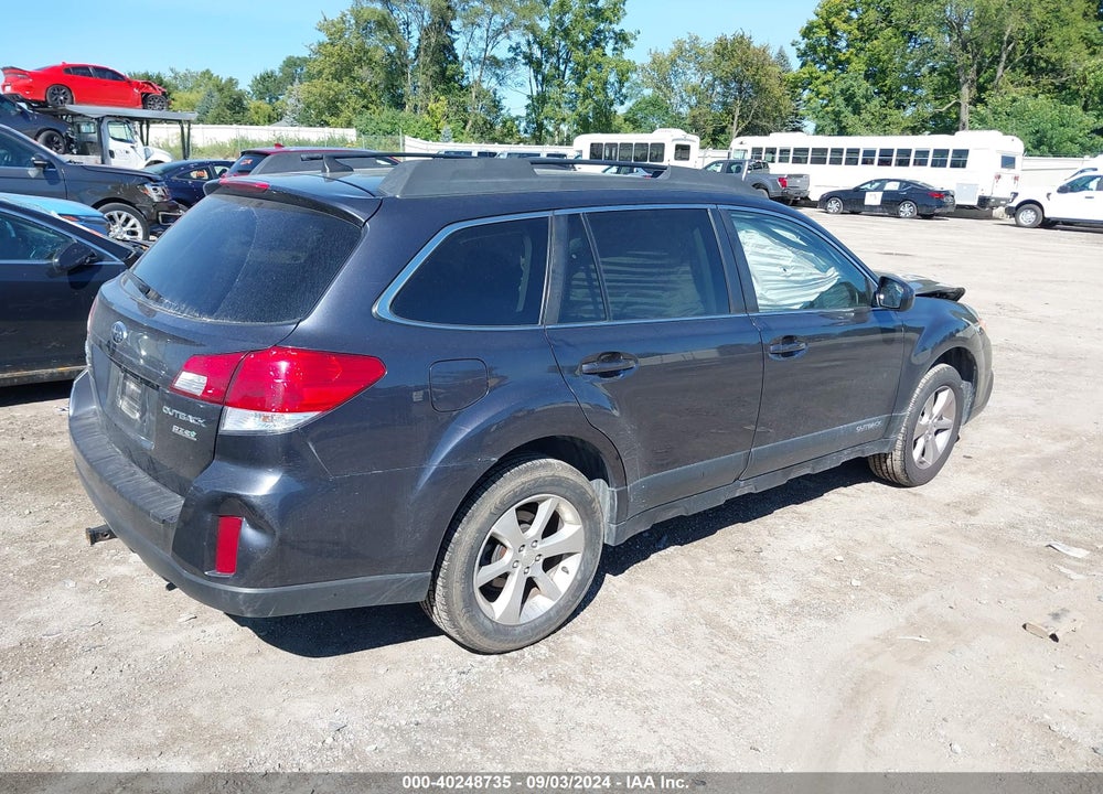 2013 SUBARU OUTBACK 2.5I LIMITED VIN: 4S4BRBLC4D3295622